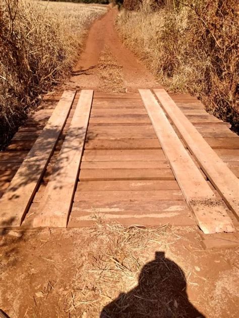 Recuperação Ponte Estrada Municipal próximo a Fazenda Santa Maria