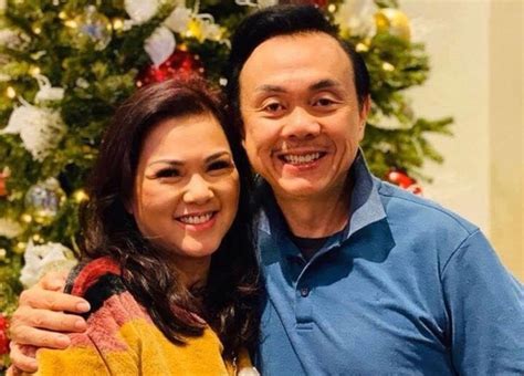 Tin tối 10 12 Ngọc Trinh khoe vòng 1 quyến rũ Lê Dương Bảo Lâm gay gắt khi vợ bị mỉa mai đẻ nhiều