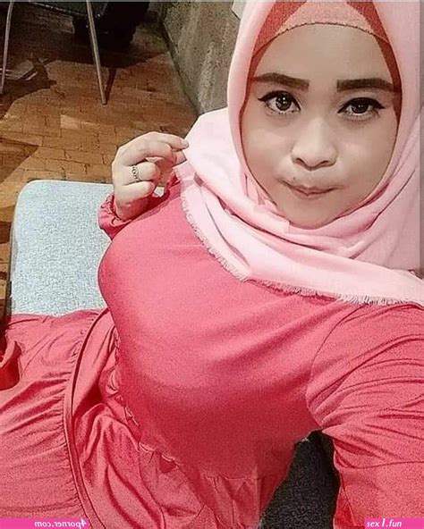 Hijab Pamer Bh Free Sex Photos And Porn Images At SEX1 FUN