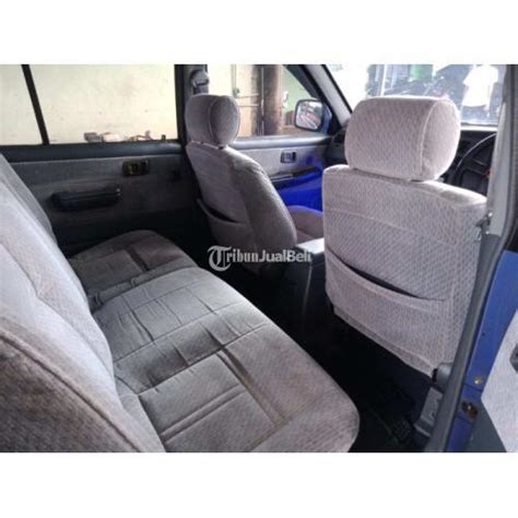 Mobil Bekas Toyota Kijang Lgx Bekas Tahun Efi Manual Orisinil