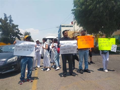 La Jornada Marchan Padres De Familia Del Cch Naucalpan Exigen Seguridad