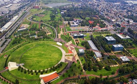 Qué Hacer En El Parque Bicentenario Además De Ver A Björk