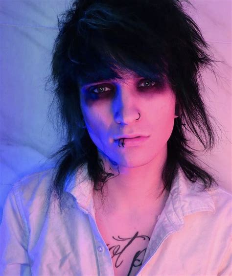 Johnnie Guilbert Johnnie Guilbert Hot Emo Guy Emo Boyfriend
