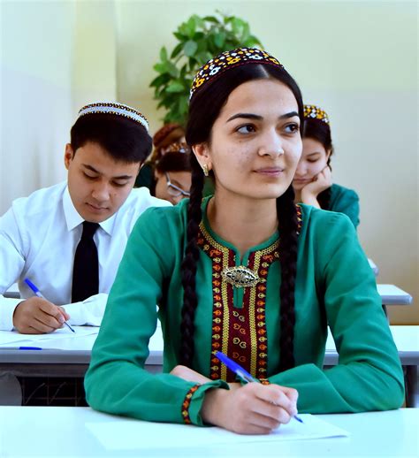 Textile enterprises of Turkmenistan supplies school uniform to retail ...