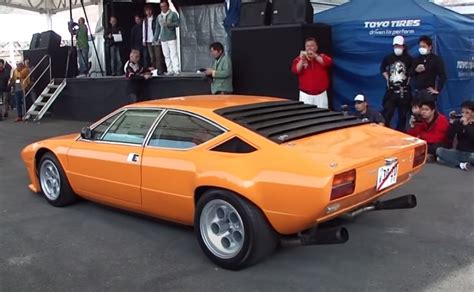 VIDEO: Lamborghini Urraco Rally V8 - LamboCARS