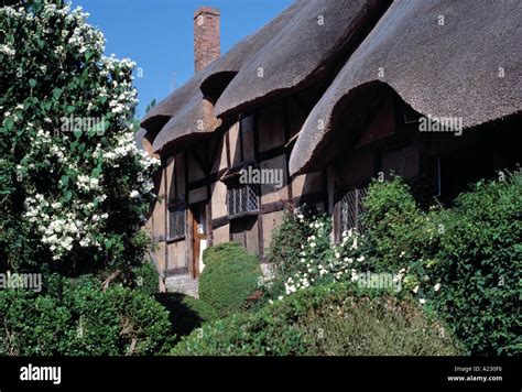 Anne Hathaway s Cottage, Stratford-upon-Avon Stock Photo - Alamy