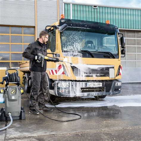 Професионална водоструйка Karcher HD 8/18-4M *EU — Klimatici.bg