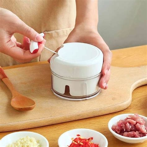 Mini Processador De Alimentos Multi Triturador Manual De Cordinha