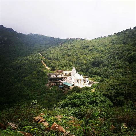 Shikharji Jain Temple - An Ancient & Holiest Pilgrimage Sites for Jains ...