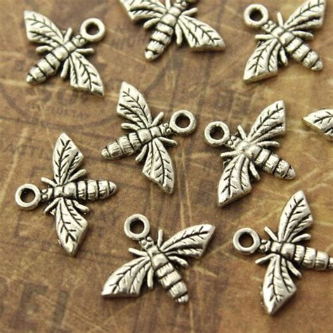 10 Dragonfly Charms Dragonfly Pendants Antiqued Silver Tone 25 Etsy