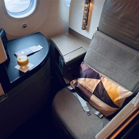 Etihad Airways Economy Class Seat Reviews