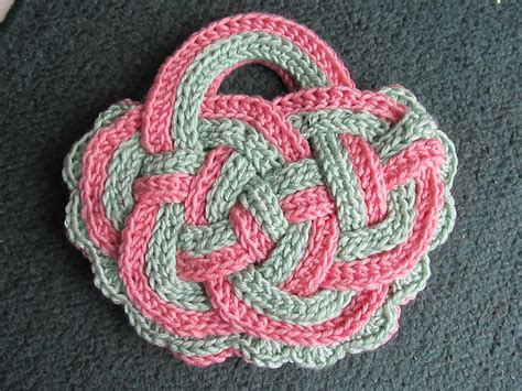 Celtic Knot Crochet: May 2012