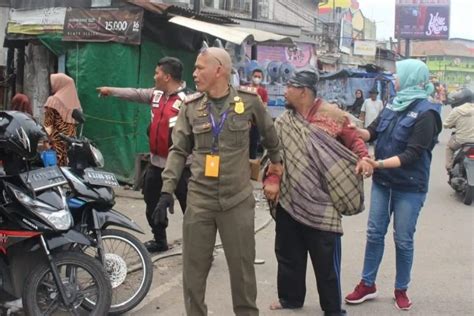 Satpol Pp Kabupaten Tangerang Tertibkan Puluhan Anak Jalanan Antara