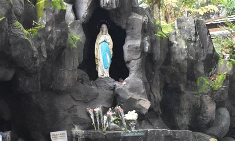 Foto Gua Maria Pohsarang Kediri Lokasi Alamat Sejarah Penginapan