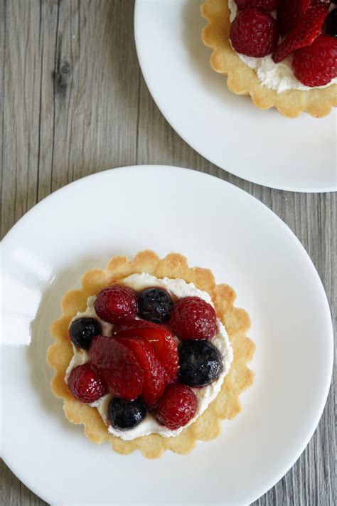 Easy Fruit Tart Recipe | DessArts