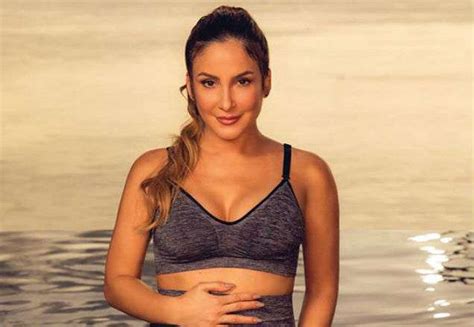 Claudia Leitte Posta Foto De Biqu Ni E Faz Desabafo Sobre Maternidade Sbt