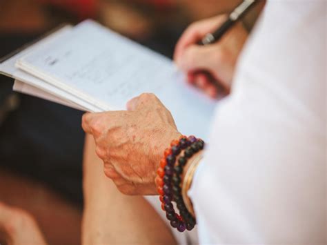 Benefits Of Journaling As An Older Adult Mlp Residence Senior