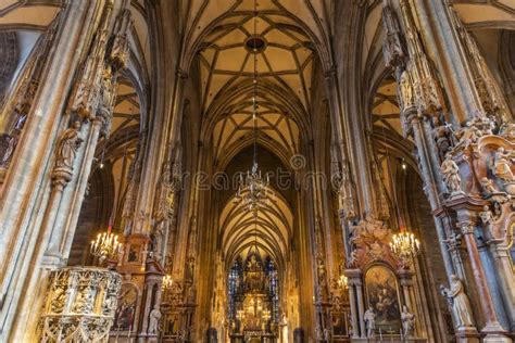 Interior De La Catedral De Saint Stephen En Viena Austria Fotograf A