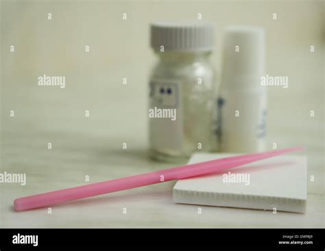 Stomatologic cement for fixing of artificial crowns and bridges in an ...