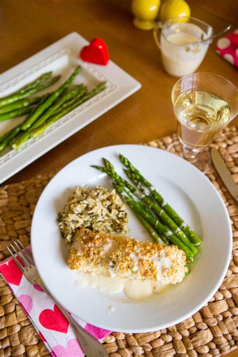 Easy Make Ahead Macadamia Crusted Halibut With Quick Lemon Butter Cream Sauce