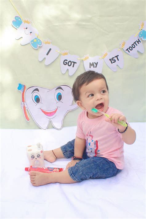 I Got My First Tooth Baby Photography Poses Newborn Baby Girl