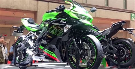 Kawasaki Ninja 250 With 4 Cylinders Zx25r Detailed On Video