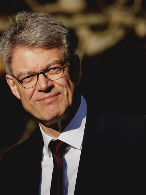 J Hrige Wird Eingesperrt Und Mal Zum Sex Gezwungen Freier Hilft Ihr Prozess In Berlin