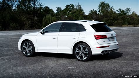 Audi Q Tfsi E My Plug In Hybrid Color Glacier White Rear