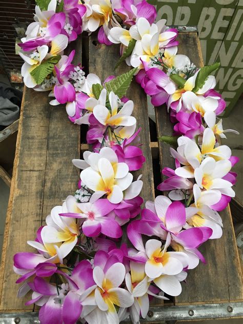 Double Plumeria Lei – California Hula Center