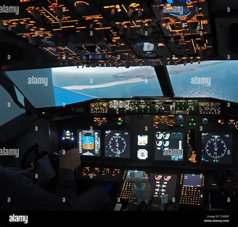 Cockpit of a Boeing 737 flight simulator in Moenchengladbach, Germany Stock Photo - Alamy