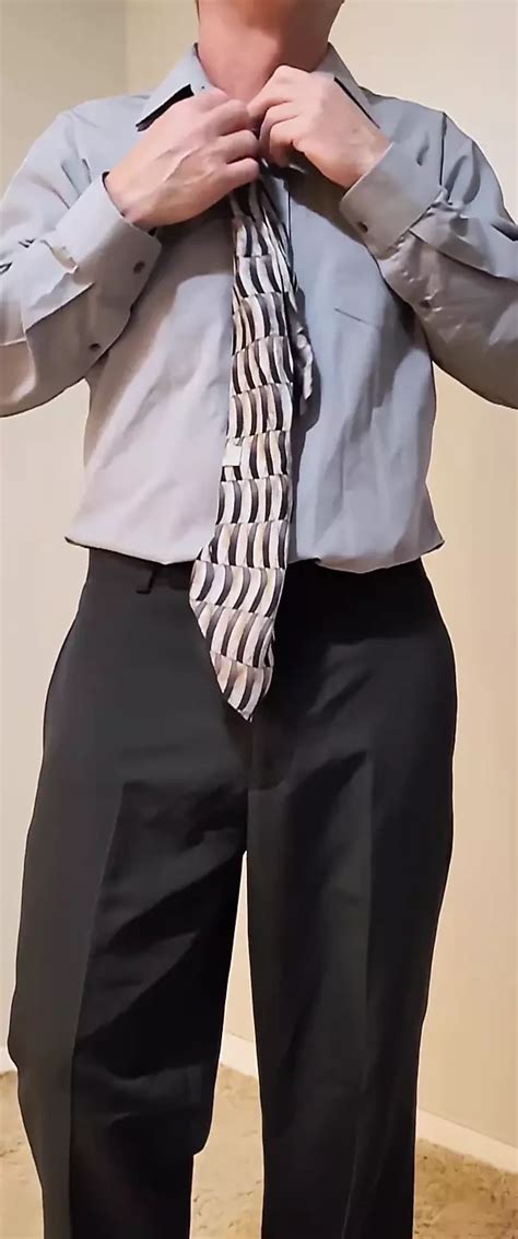 Long Day At The Office Leads To Big Cock And Big Cumshot Gay Man Porn Feat Biggyshots XHamster