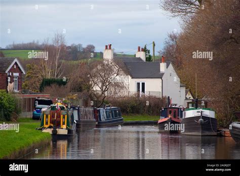 Stone staffordshire hi-res stock photography and images - Alamy