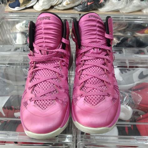 Nike Hyperdunk Think Pink Fesyen Pria Sepatu Sneakers Di Carousell