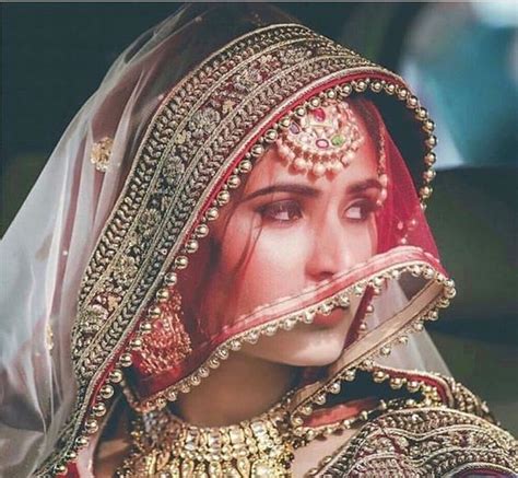 10 Totally Lit Bridal Dupatta Draping Styles You Need To See Witty Vows Bridal Photoshoot