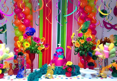 Festa A Fantasia Ou Festa À Fantasia - Decoracao festa fantasia, Festa a fantasia, Decoração festa