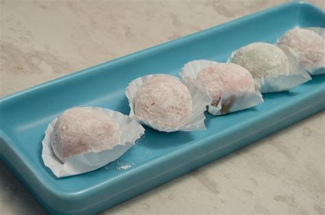 Premium Photo | Mochi is a japanese rice cake made of mochigome, a ...