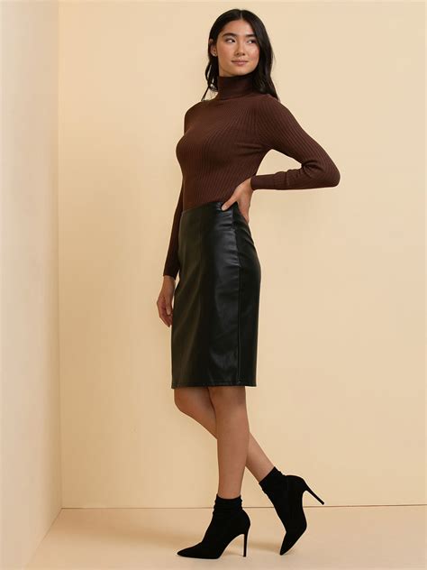 Pencil Skirt In Faux Leather Rickis