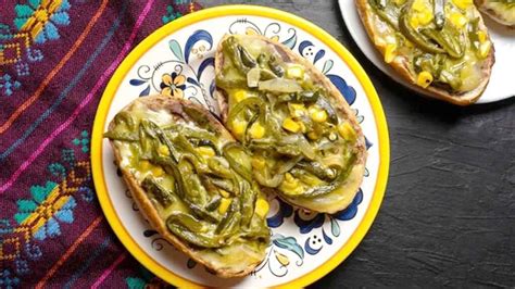 Rajas De Chile Poblano Paso A Paso ¿cómo Hacer La Receta