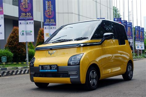 Wuling Tampilkan Inovasi Ev Dan Hybrid Di Indonesia Electric Motor Show