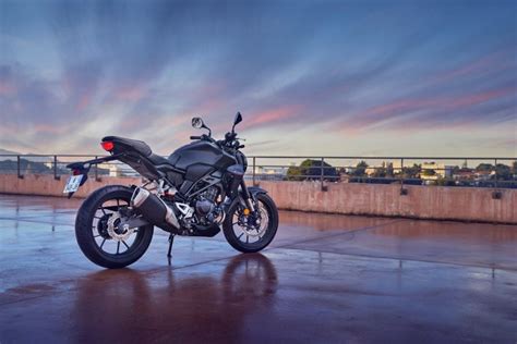 Honda Announces Updated Cb300r In Euro Market For 2022 Adventure Rider