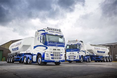 Simon Gibson Transport Bulk Up With More New Fh Tractor Units