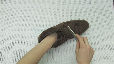 4 Ways to Clean Suede Shoes - wikiHow