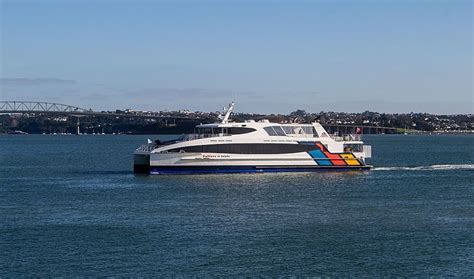 navigate public transport  auckland  ways