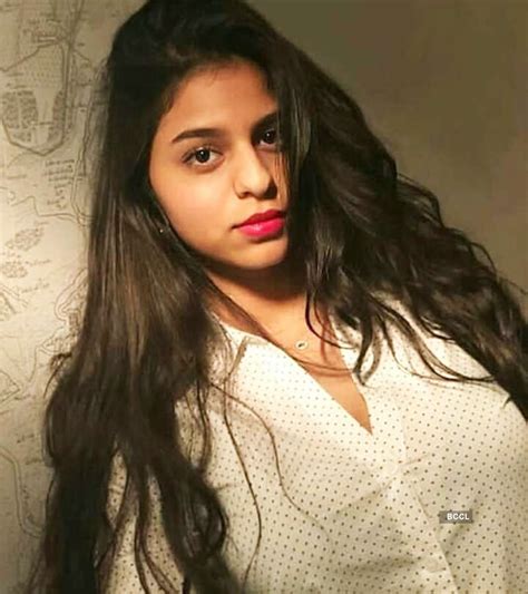 This new picture of Suhana Khan proves that she is quite a fashionista ...