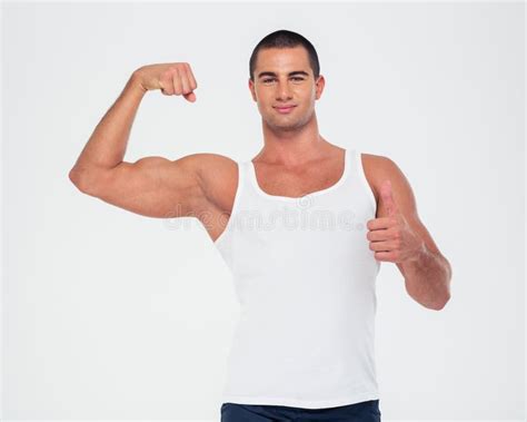 Homme Musculaire Heureux Montrant Son Biceps Image Stock Image Du