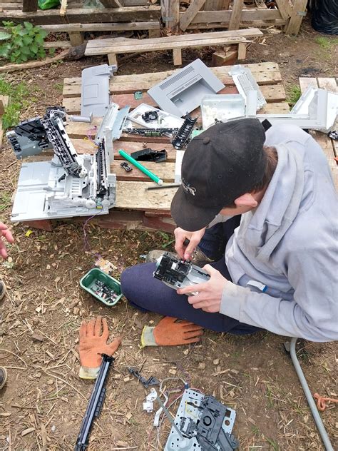 CCi Learning without boundaries. Further Education and Support for