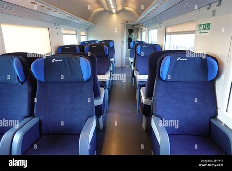 Trenitalia Sedili Frecciarossa Immagini E Fotografie Stock Ad Alta