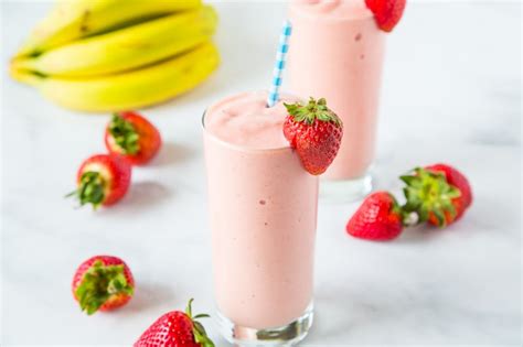 Strawberry Pineapple Smoothie Dinners Dishes And Desserts