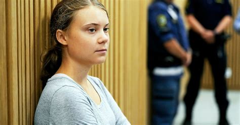 Prozess In Schweden Greta Thunberg Wegen Klima Protest Verurteilt