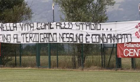 Lo Striscione Dei Tifosi Della Reggiana Per Manolo Portanova Dago